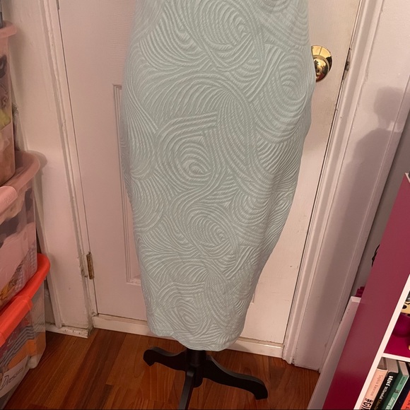Mint Midi Dress - Picture 2 of 3